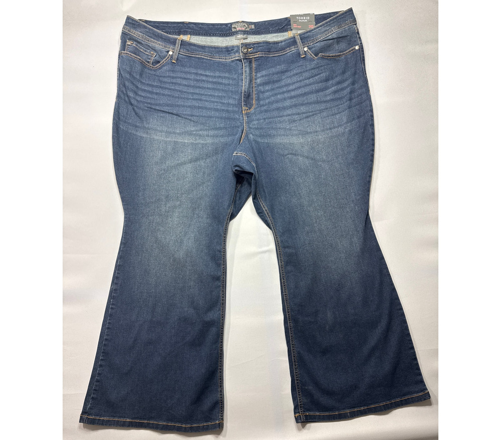 NWT Torrid Women's Super Stretch‎ Luxe Slim Boot Blue Jeans - Size 30S (54x29.5)